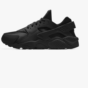 Nike Air Huarache Essential Aid